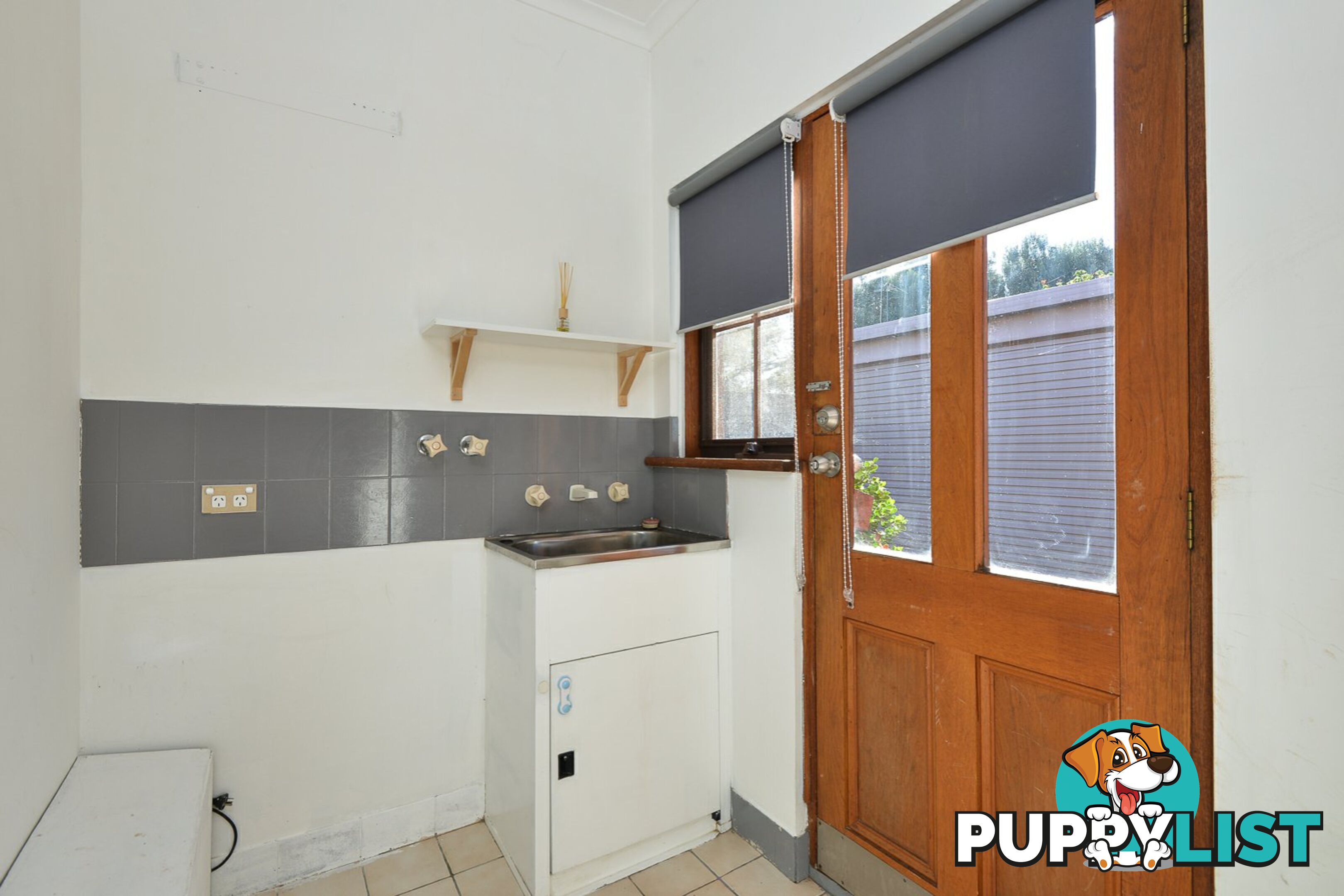 16 Higgins Street ENCOUNTER BAY SA 5211