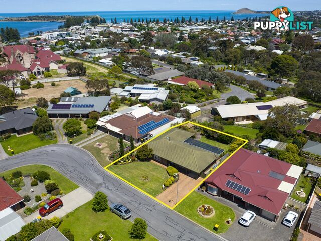 12 Connell Street VICTOR HARBOR SA 5211