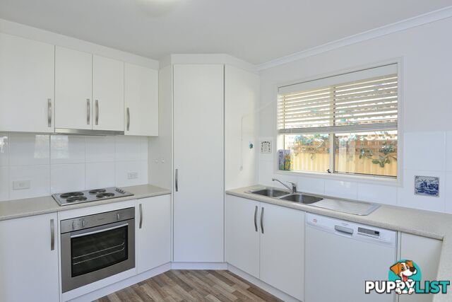 19 James Avenue VICTOR HARBOR SA 5211