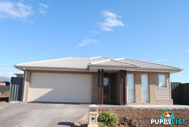 4 Astra Avenue TRUGANINA VIC 3029