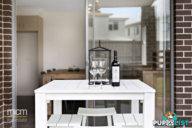 4 Dingo Street POINT COOK VIC 3030