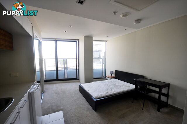 2311B/100 Harbour Esplanade DOCKLANDS VIC 3008