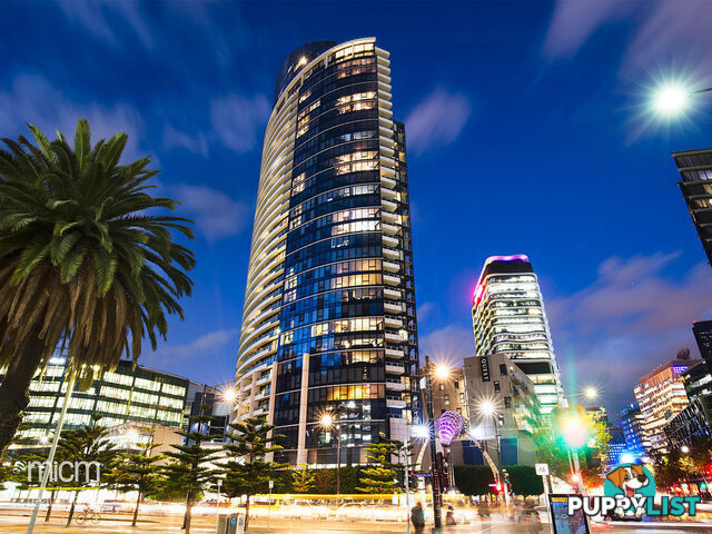 2311B/100 Harbour Esplanade DOCKLANDS VIC 3008