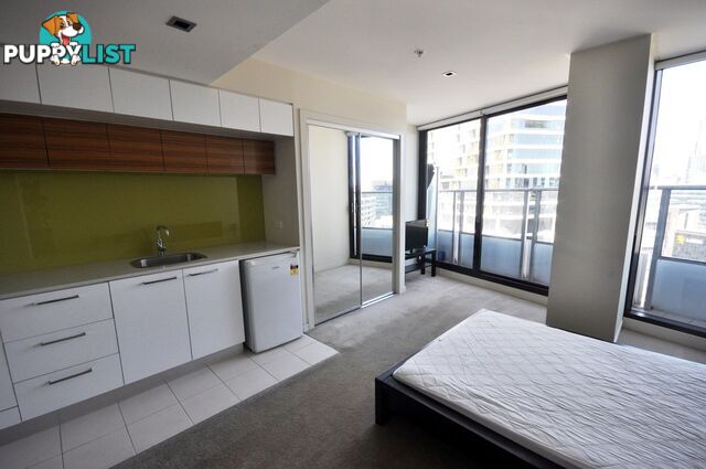 2311B/100 Harbour Esplanade DOCKLANDS VIC 3008