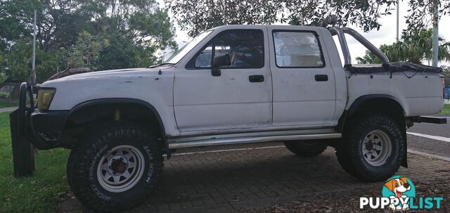 1989 Toyota Hilux SR5 (4X4) SR5 Ute Manual