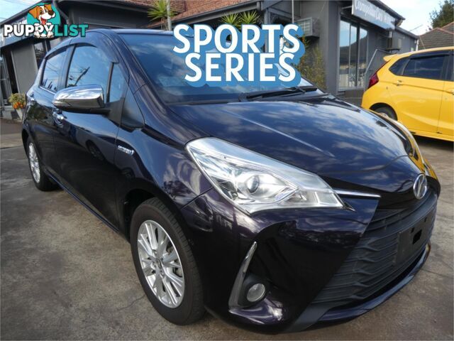2017 TOYOTA VITZ F(HYBRID) NHP130 5D HATCHBACK