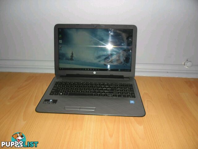 HP Laptop Intel Pentium N3700 win 10