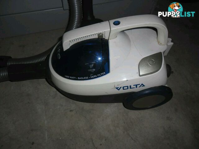 Volta Bagless Vacuum cleaner