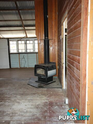 32 Huth Road MOUNT PERRY QLD 4671