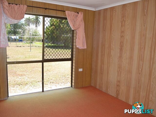 2/32 Barrow St GAYNDAH QLD 4625