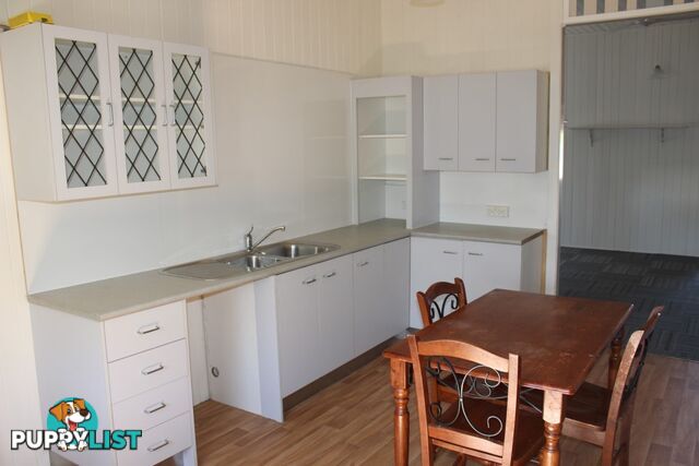 30 Barrow Street GAYNDAH QLD 4625