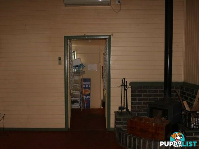 84 Heusman St MOUNT PERRY QLD 4671