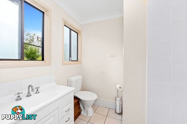 22 Tarrant Drive MUDGEERABA QLD 4213