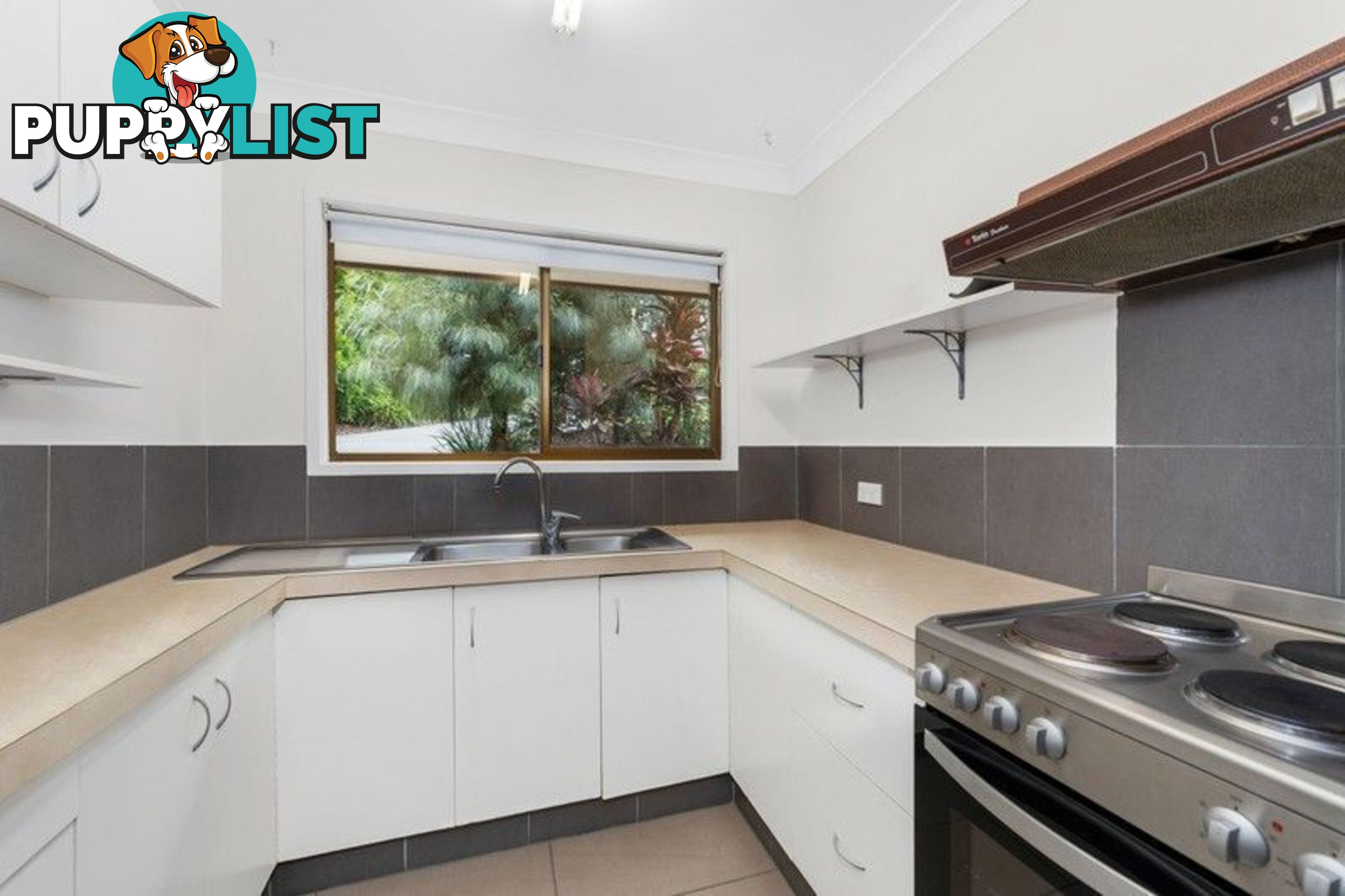 22 Tarrant Drive MUDGEERABA QLD 4213