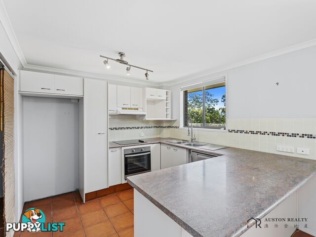 5 16 ROSEWOOD AVENUE BROADBEACH QLD 4218