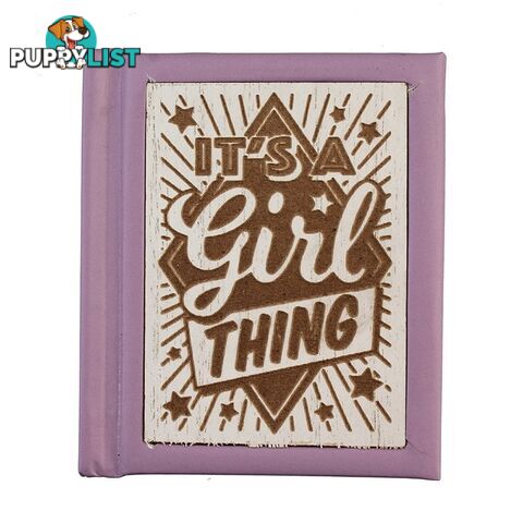 Woodcuts Books - It's A Girl Thing - History & Heraldry - 9781780709697