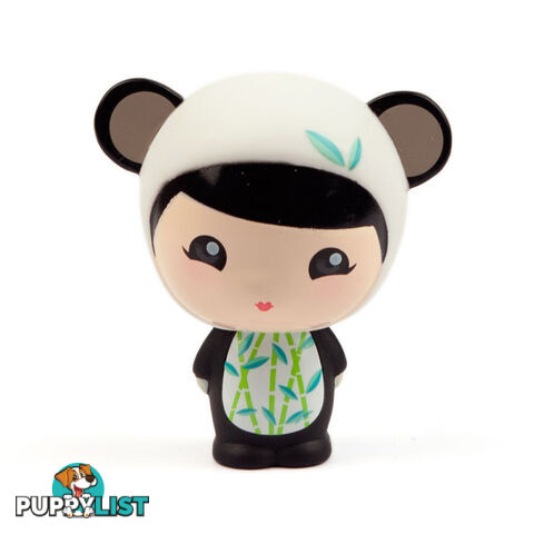 Wunzees â Polly The Panda Figurine