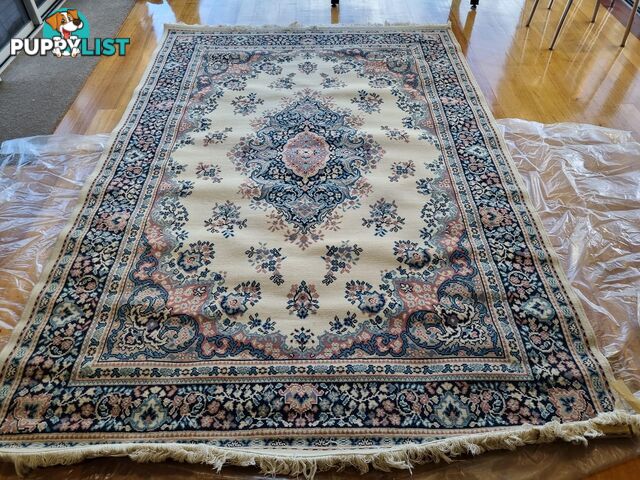 Persian Designed Wool Carpet/Rug 2800 X 1900