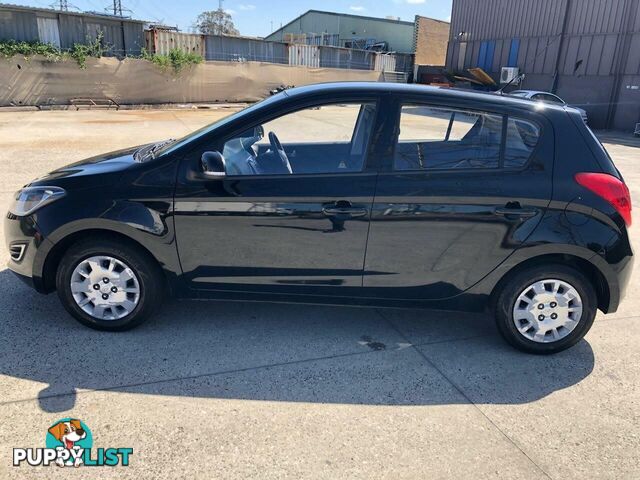 2013 HYUNDAI I20 ACTIVE PB MY14 HATCH, 5 DOORS, 5 SEATS