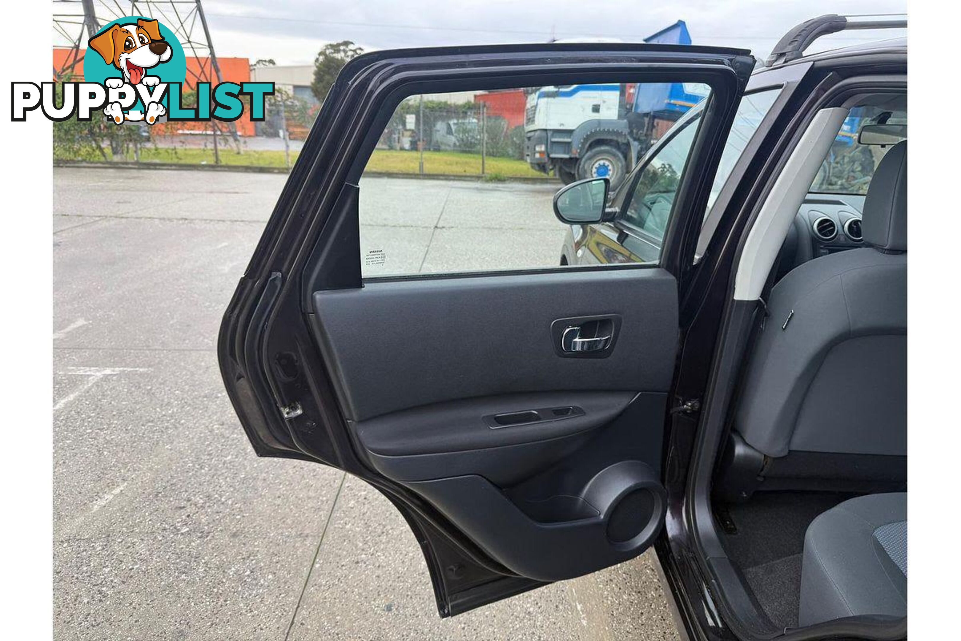 2013 NISSAN DUALIS ST F  SUV, 4 DOORS, 5 SEATS