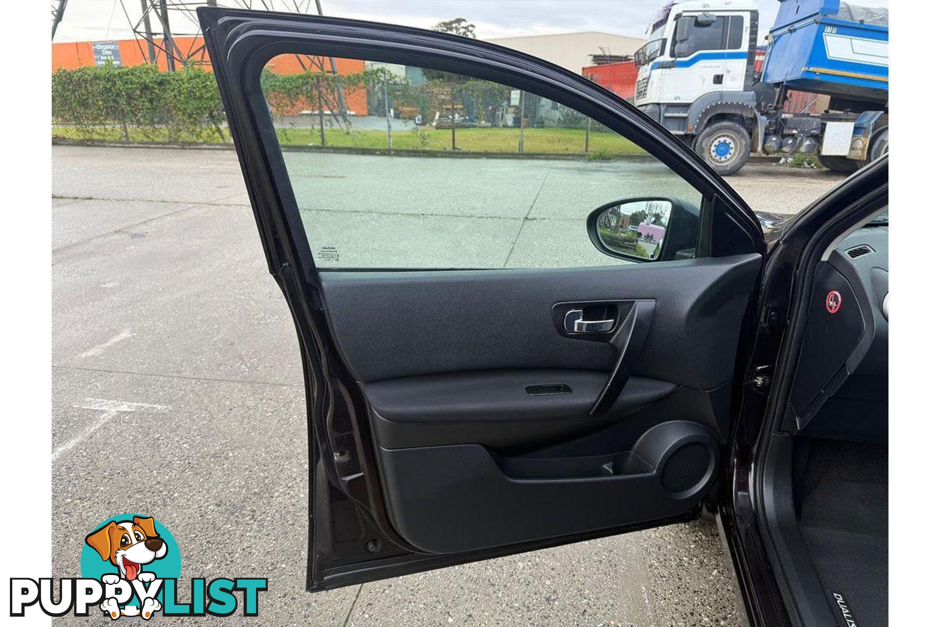 2013 NISSAN DUALIS ST F  SUV, 4 DOORS, 5 SEATS