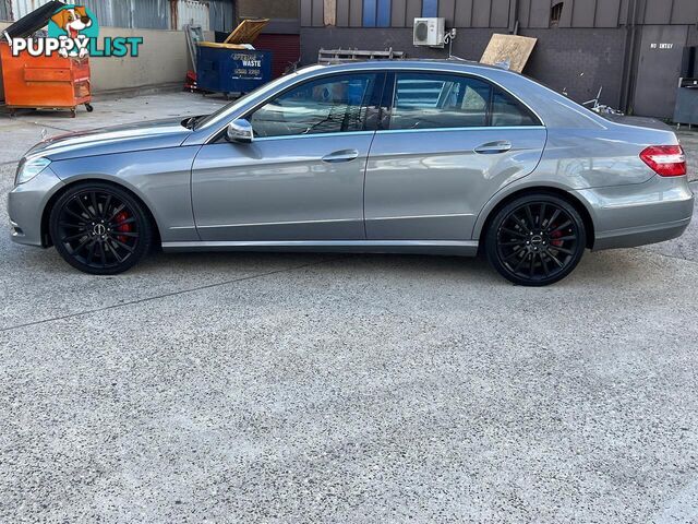 2011 MERCEDES-BENZ E350 AVANTGARDE 212 SEDAN, 4 DOORS, 5 SEATS