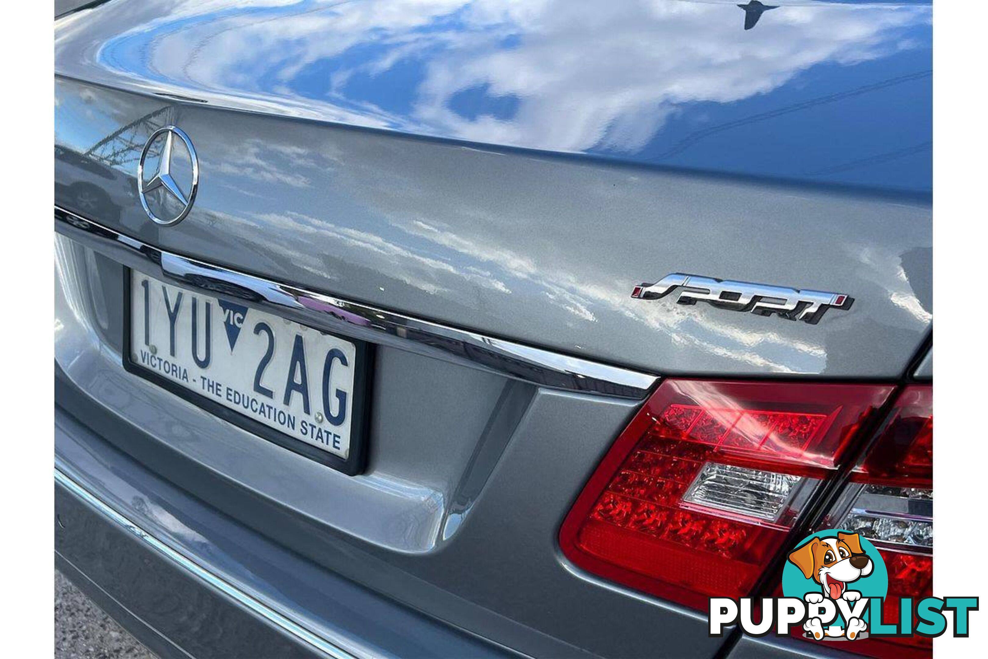 2011 MERCEDES-BENZ E-CLASS E350 AVANTGARDE R  SEDAN, 4 DOORS, 5 SEATS