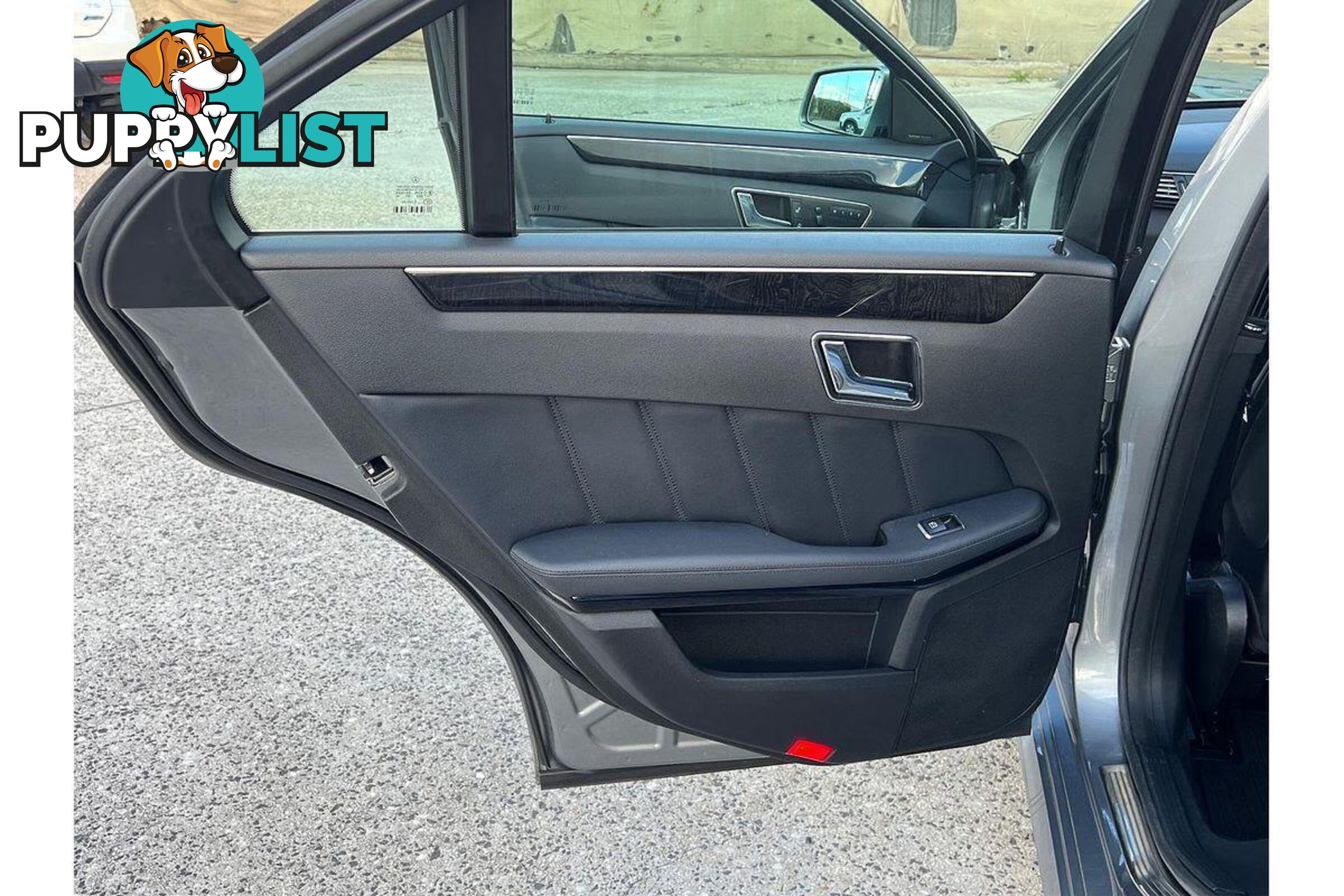 2011 MERCEDES-BENZ E-CLASS E350 AVANTGARDE R  SEDAN, 4 DOORS, 5 SEATS