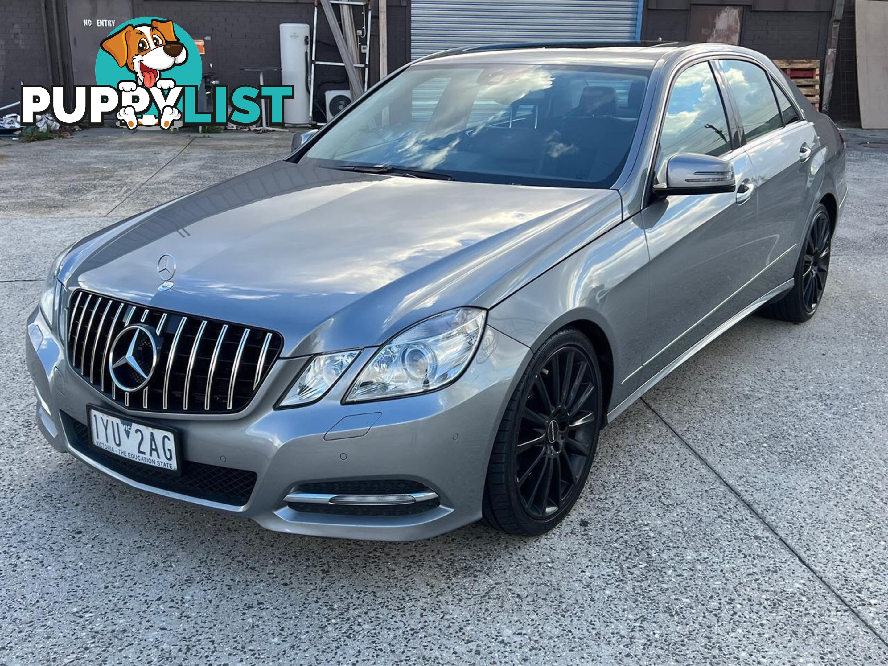 2011 MERCEDES-BENZ E350 AVANTGARDE 212 SEDAN, 4 DOORS, 5 SEATS