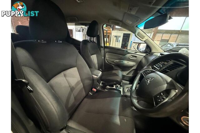 2016 MITSUBISHI TRITON GLX 4X4  UTE TRAY, 4 DOORS, 5 SEATS
