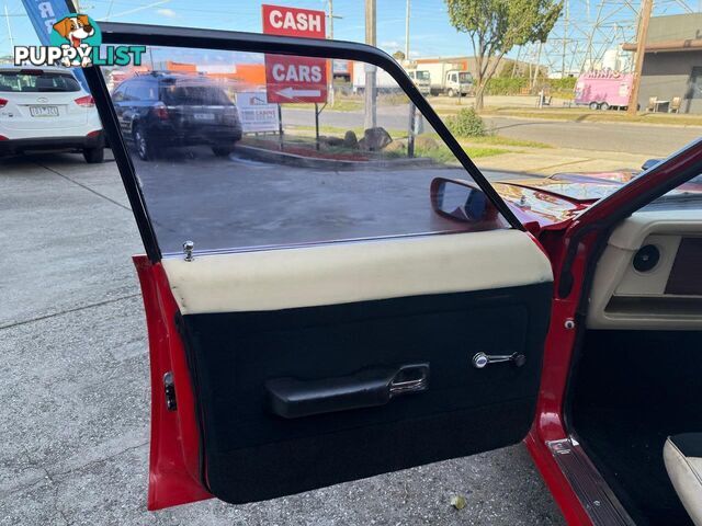 1977 FORD FALCON 500 XC SEDAN, 4 DOORS, 5 SEATS