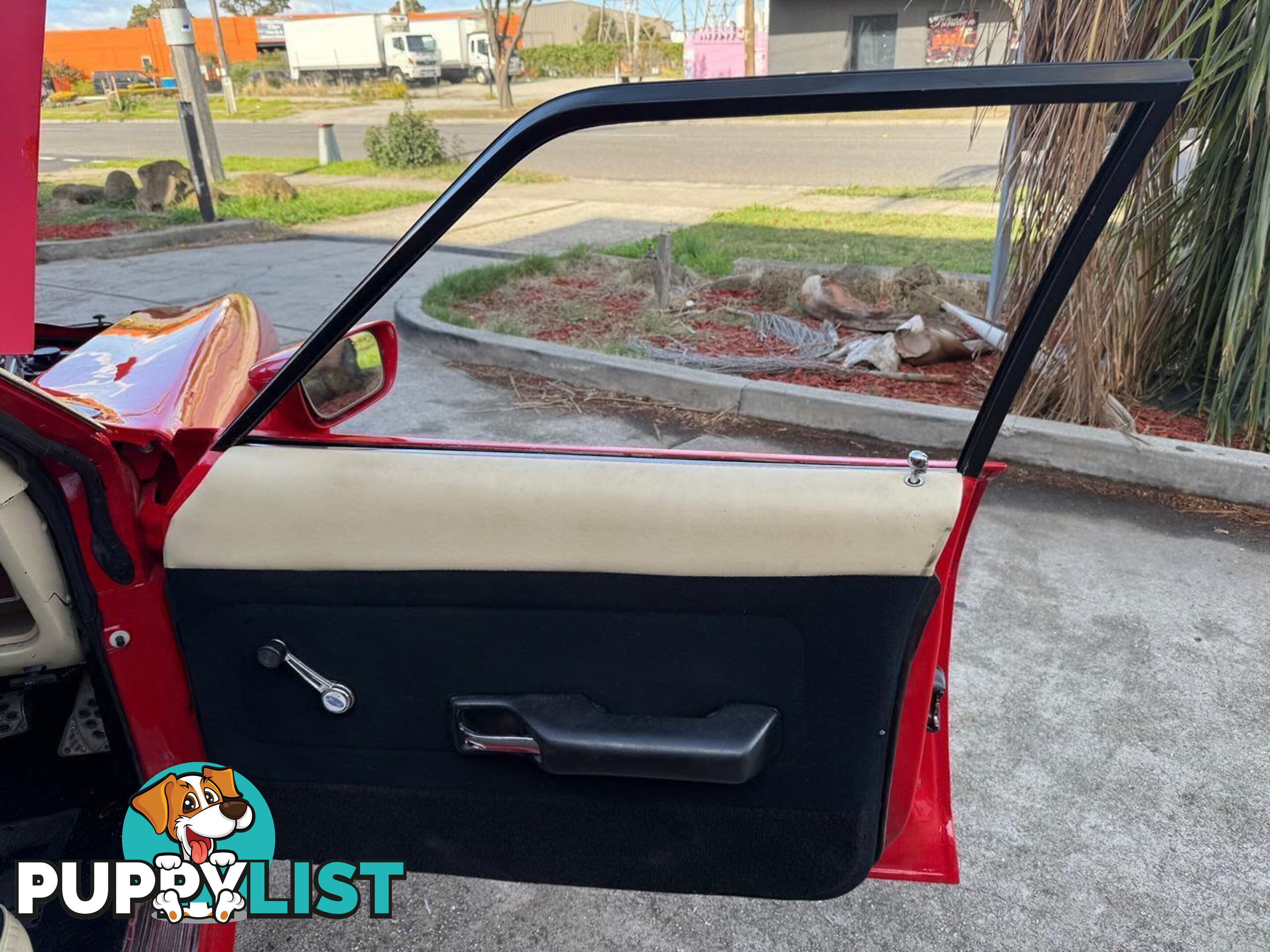 1977 FORD FALCON 500 XC SEDAN, 4 DOORS, 5 SEATS