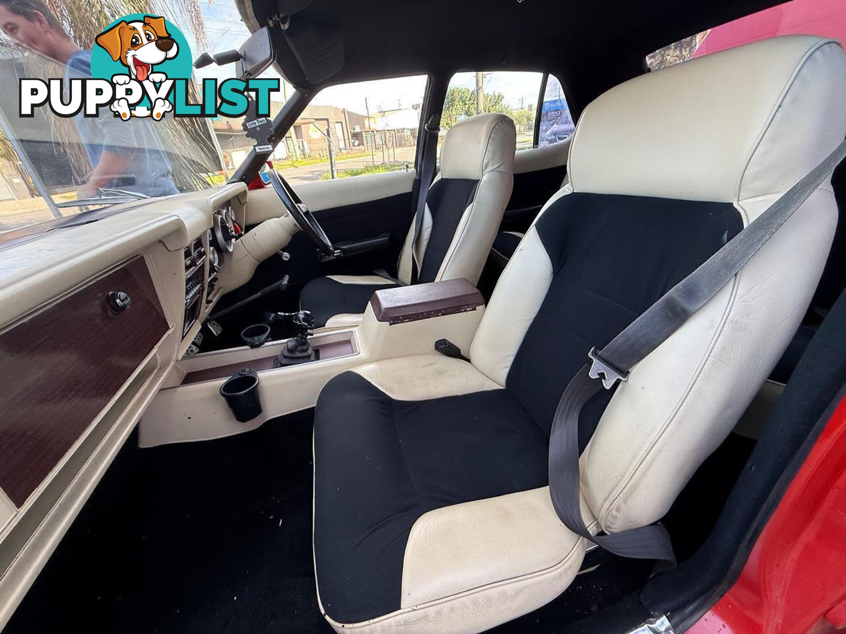 1977 FORD FALCON 500 XC SEDAN, 4 DOORS, 5 SEATS