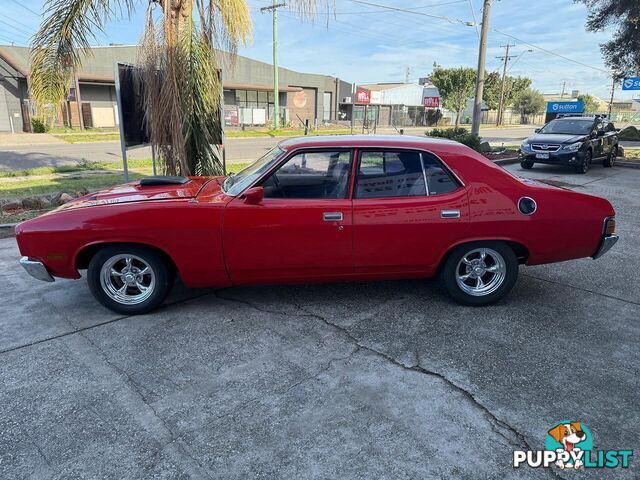 1977 FORD FALCON 500 XC SEDAN, 4 DOORS, 5 SEATS