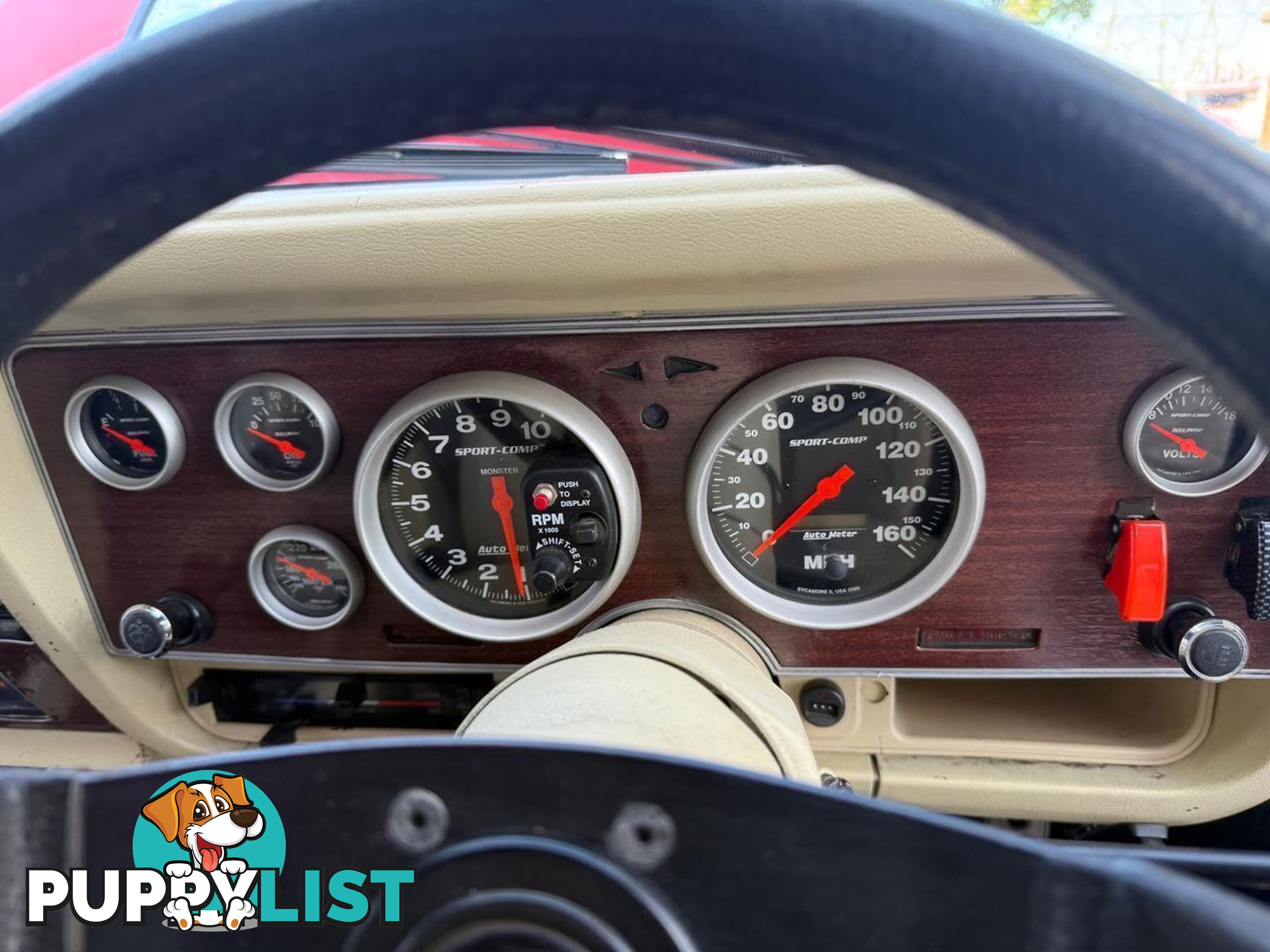 1977 FORD FALCON 500 XC SEDAN, 4 DOORS, 5 SEATS