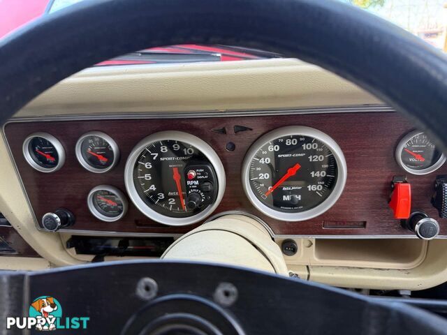 1977 FORD FALCON 500 XC SEDAN, 4 DOORS, 5 SEATS