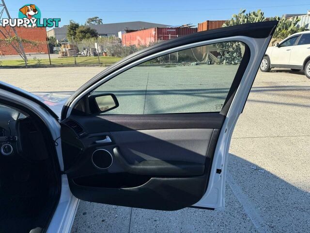 2013 HOLDEN COMMODORE OMEGA (LPG) VE II MY12.5 UTE TRAY, 2 DOORS, 2 SEATS