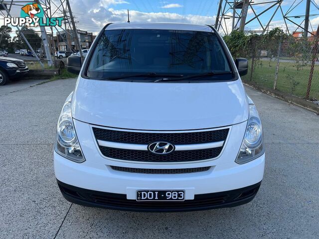 2014 HYUNDAI ILOAD CREW TQ MY15 COMMERCIAL, 4 DOORS, 6 SEATS