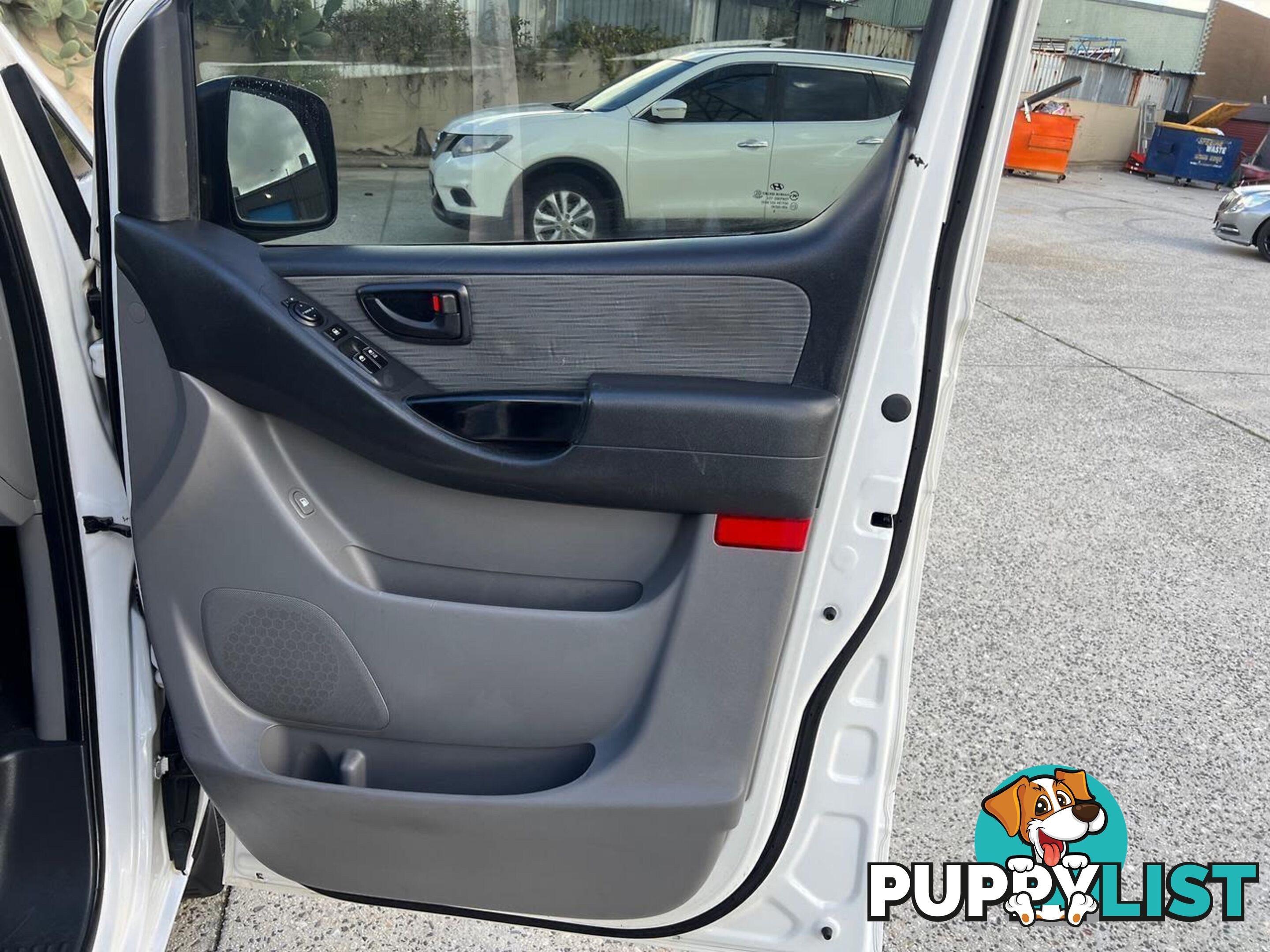 2014 HYUNDAI ILOAD CREW TQ MY15 COMMERCIAL, 4 DOORS, 6 SEATS