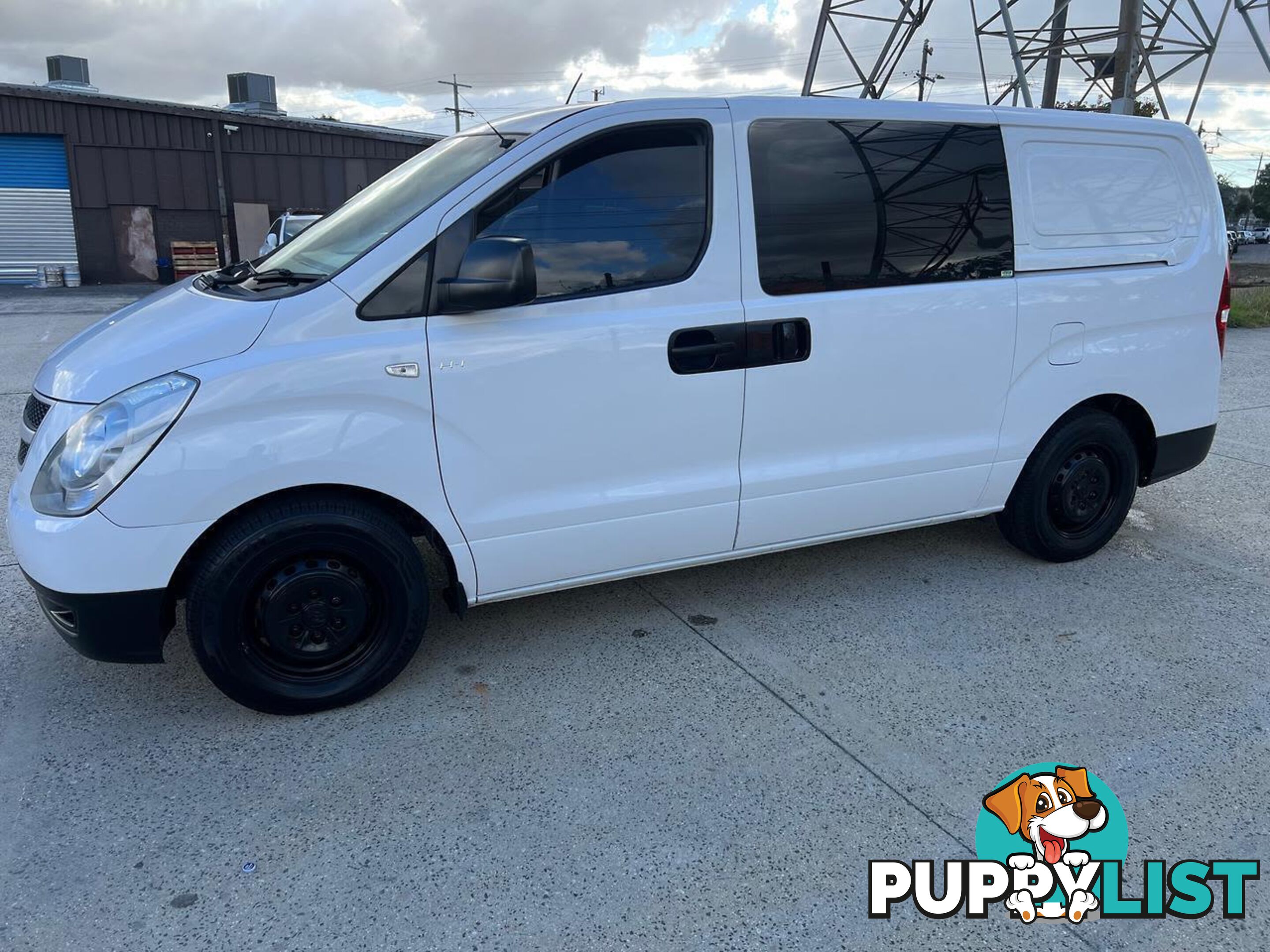 2014 HYUNDAI ILOAD CREW TQ MY15 COMMERCIAL, 4 DOORS, 6 SEATS