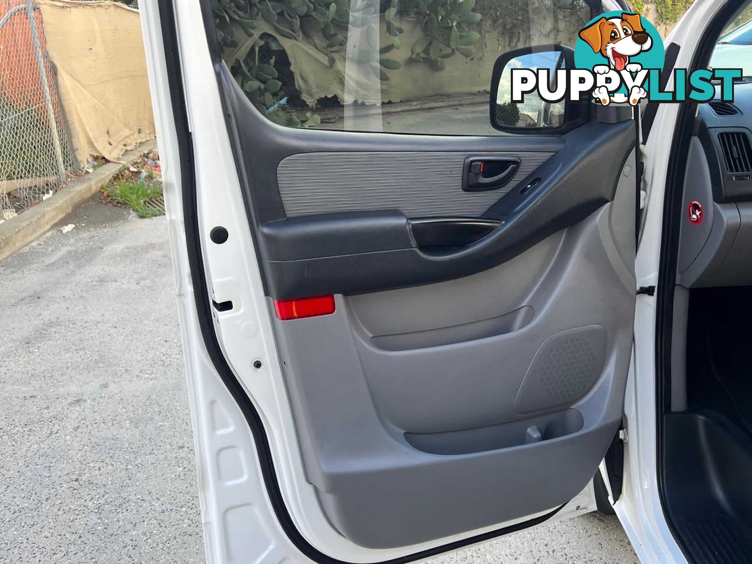 2014 HYUNDAI ILOAD CREW TQ MY15 COMMERCIAL, 4 DOORS, 6 SEATS