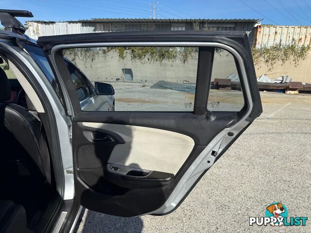 2015 HOLDEN CALAIS  VF II WAGON, 4 DOORS, 5 SEATS