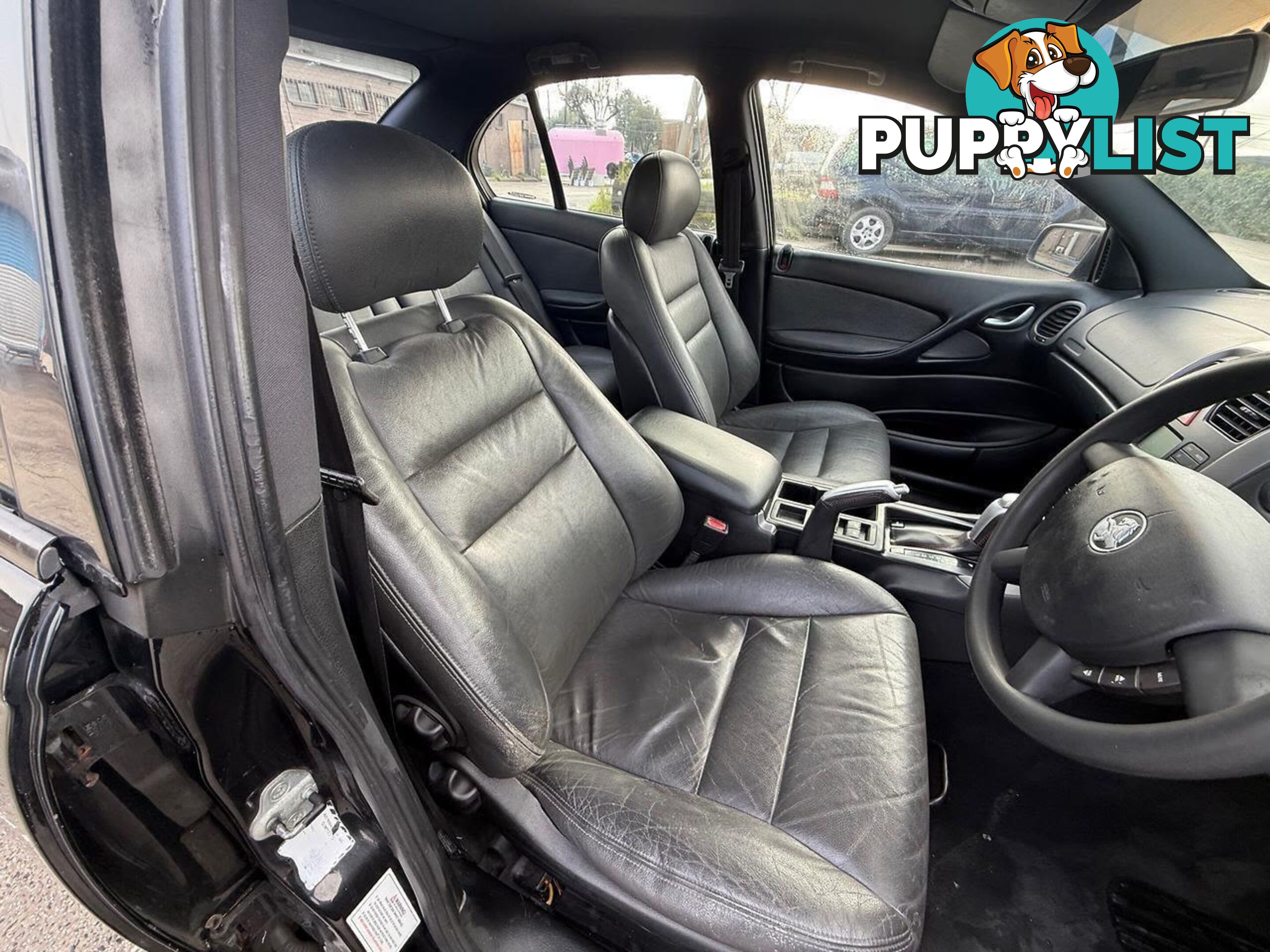 2005 HOLDEN COMMODORE SS VZ SEDAN, 4 DOORS, 5 SEATS