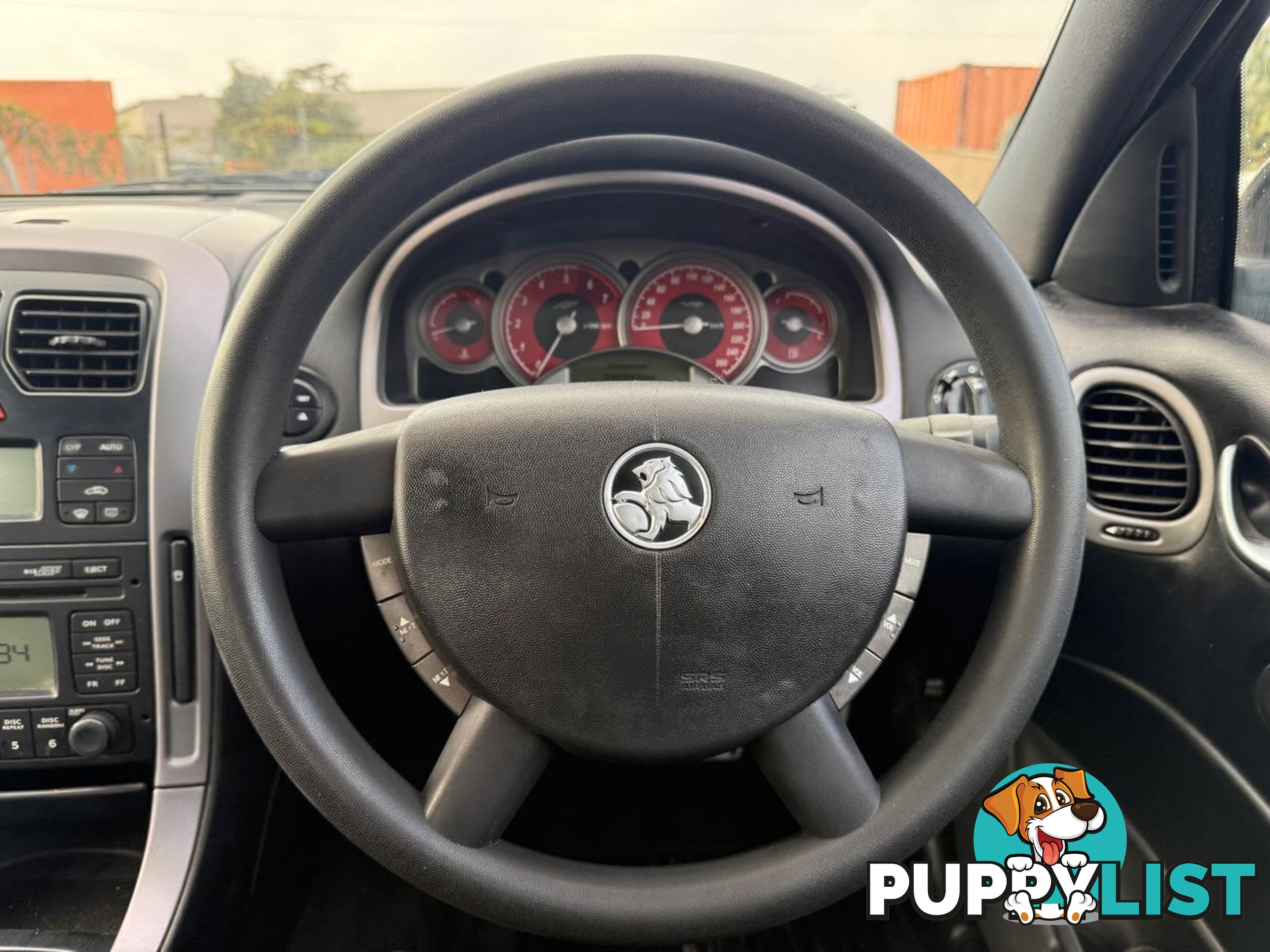 2005 HOLDEN COMMODORE SS VZ SEDAN, 4 DOORS, 5 SEATS