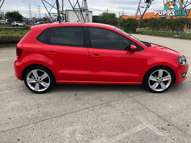 2011 VOLKSWAGEN POLO 77 TSI COMFORTLINE 6R MY11 HATCH, 5 DOORS, 5 SEATS