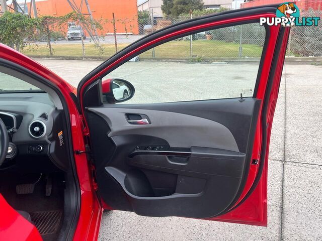 2017 HOLDEN BARINA CD TM MY18 HATCH, 5 DOORS, 5 SEATS