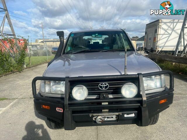 2001 TOYOTA LANDCRUISER GXL (4X4) HDJ100R SUV, 4 DOORS, 8 SEATS