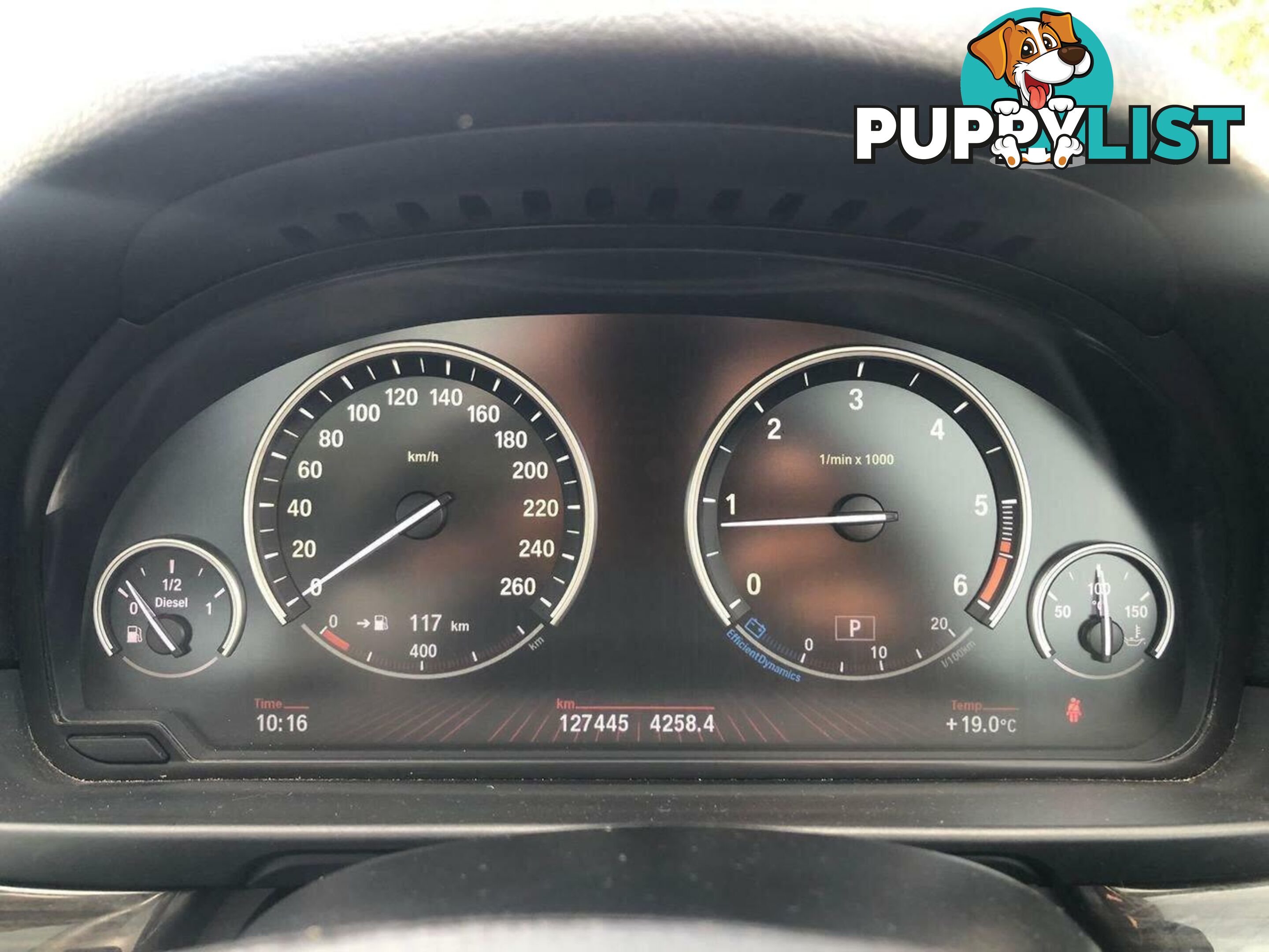 2013 BMW 520D  F10 MY13 SEDAN, 4 DOORS, 5 SEATS