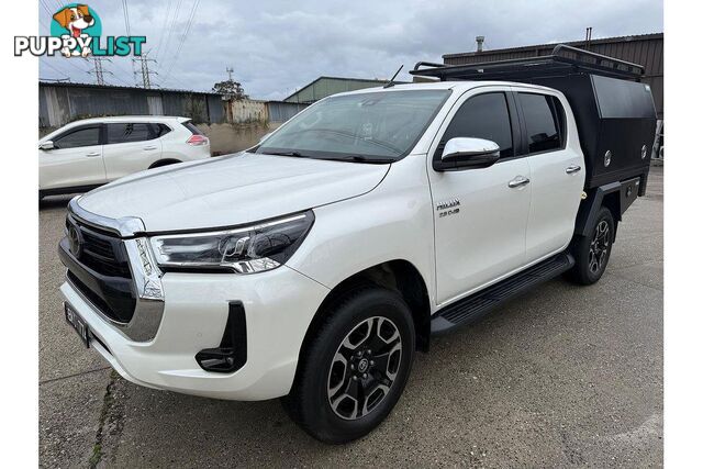 2020 TOYOTA HILUX SR5 4X4  UTE TRAY, 4 DOORS, 5 SEATS