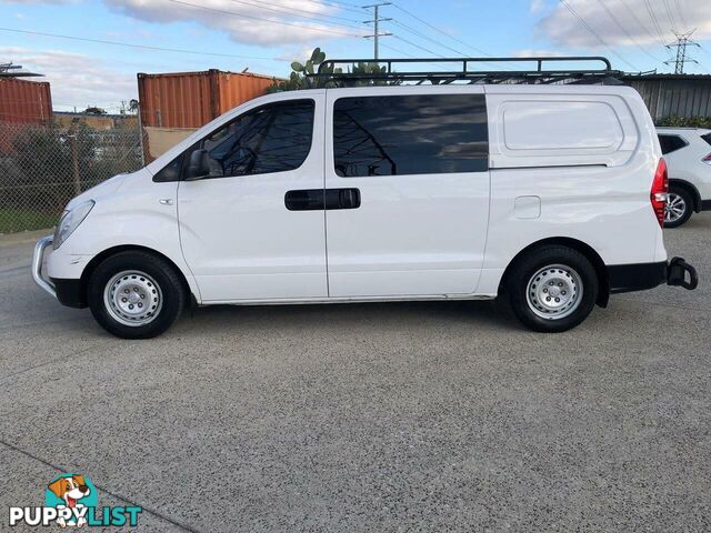 2013 HYUNDAI ILOAD  TQ MY14 COMMERCIAL, 4 DOORS, 3 SEATS